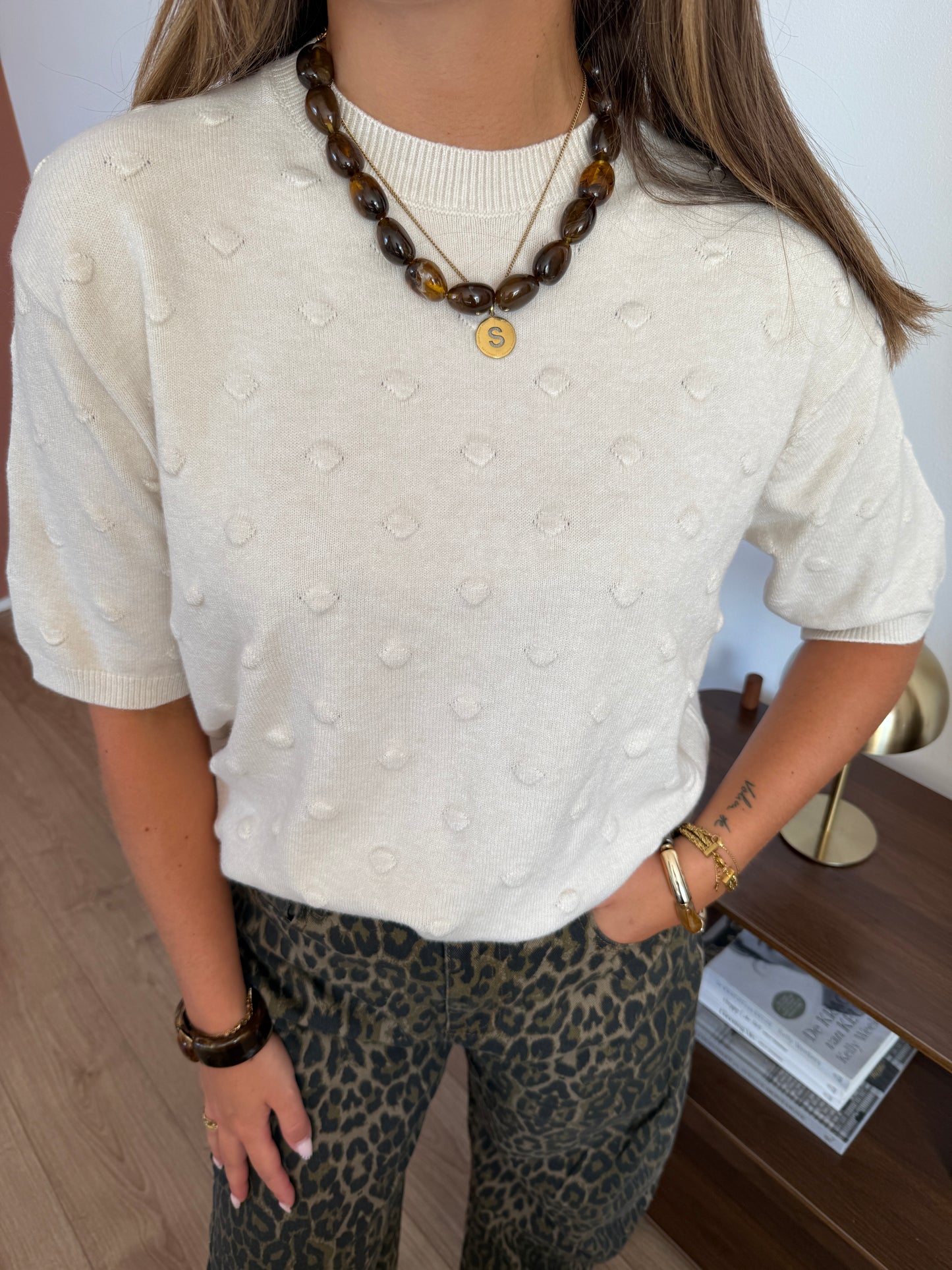 Truitje met details - Beige