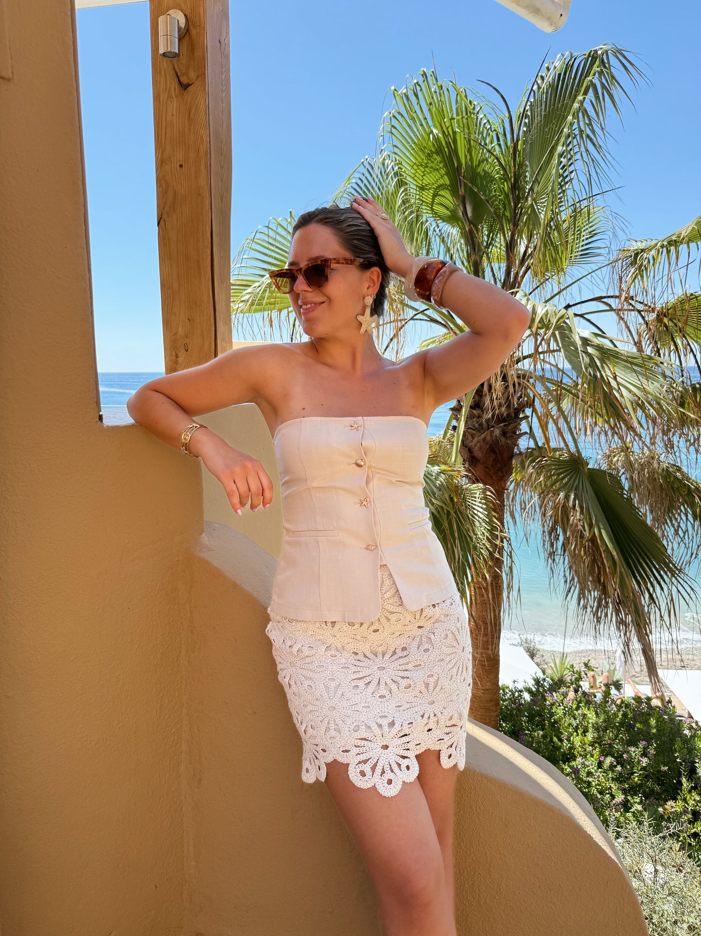 Top strapples met schelp - Beige