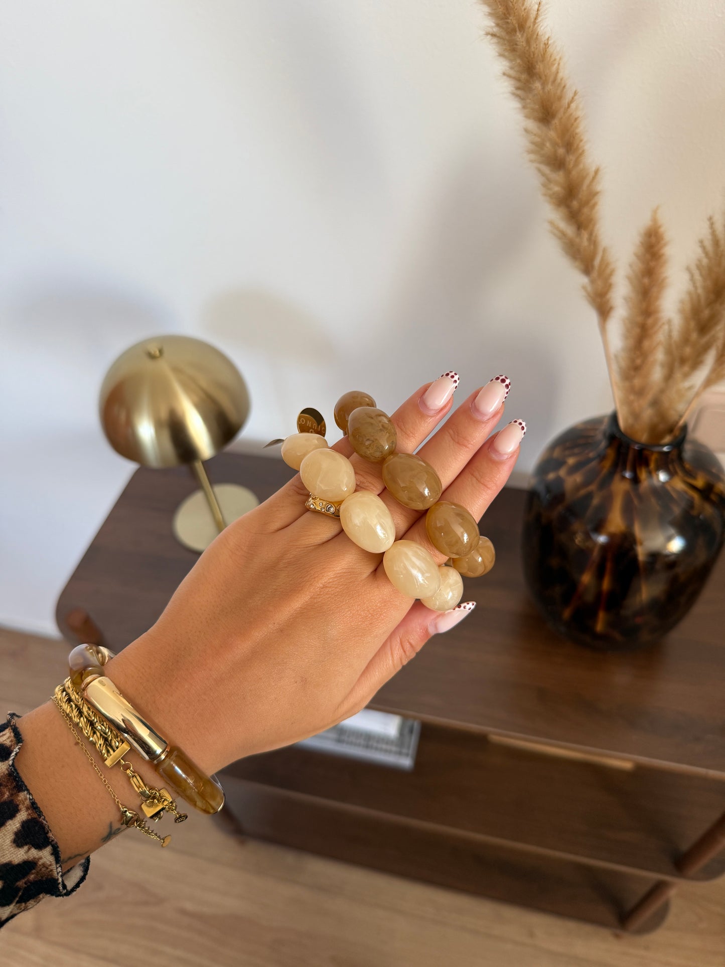 Armband met steen - Beige
