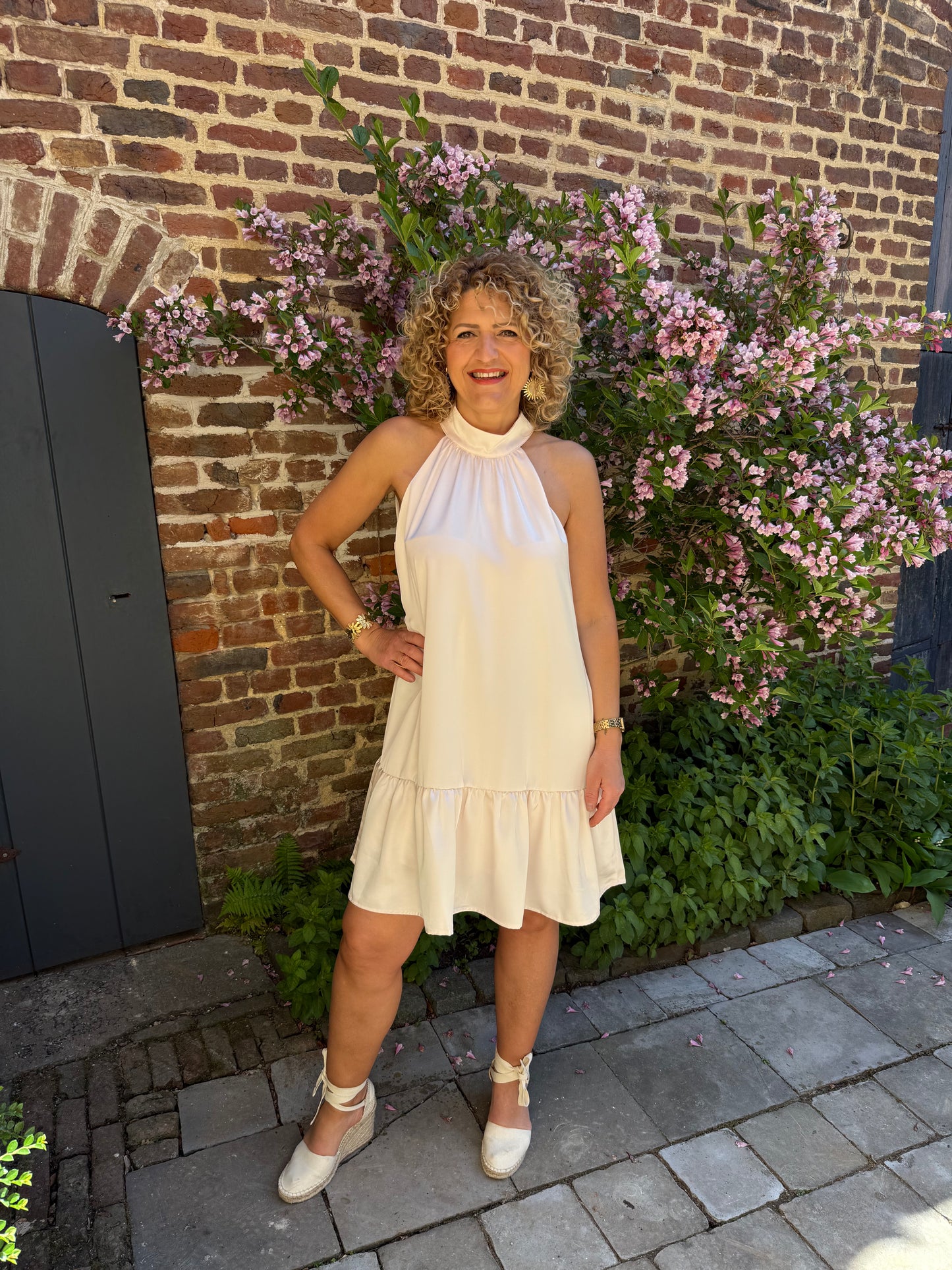 Jurk met halterkraag - Beige