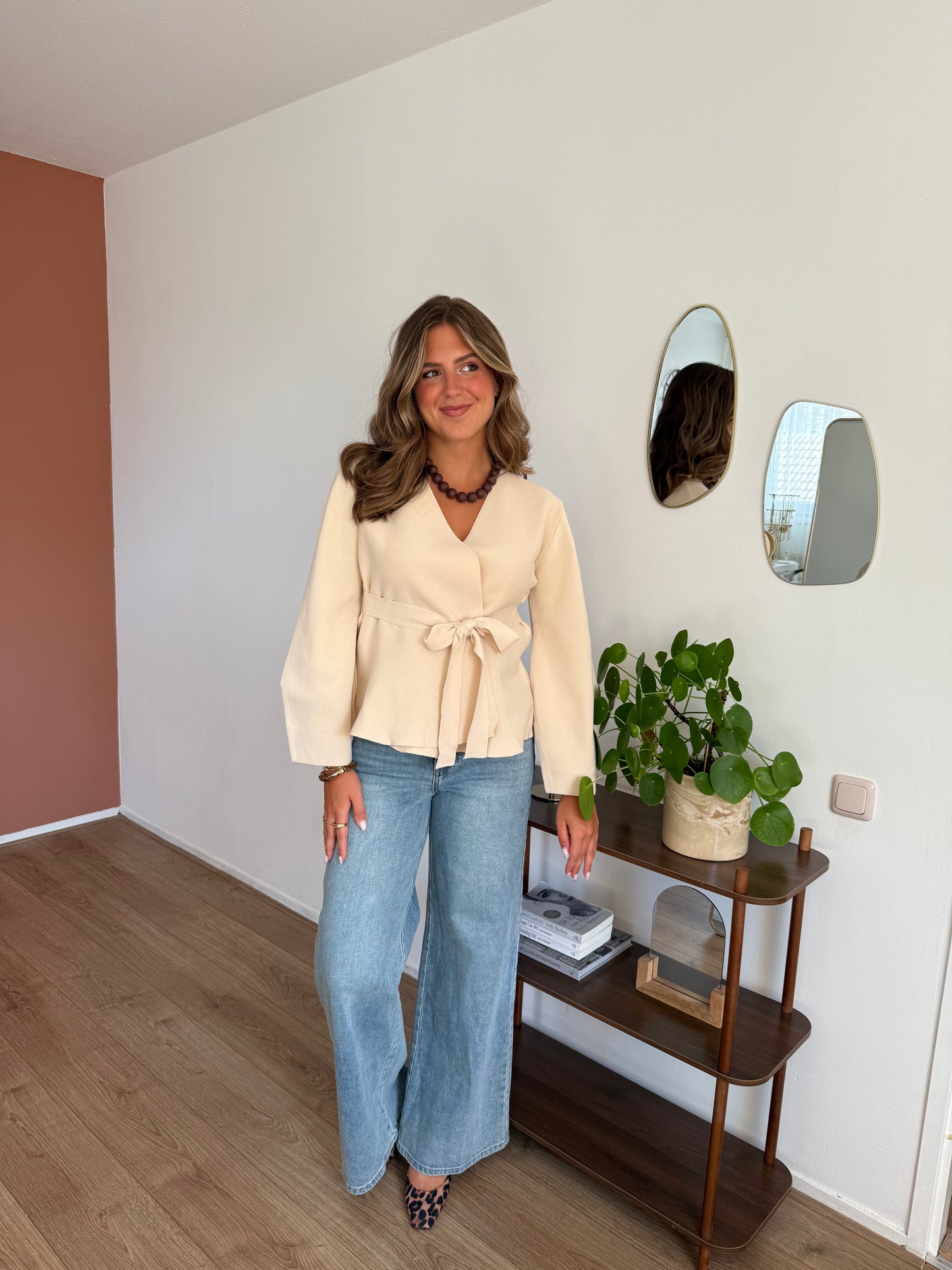 Overslag vest met ballon mouw - Beige