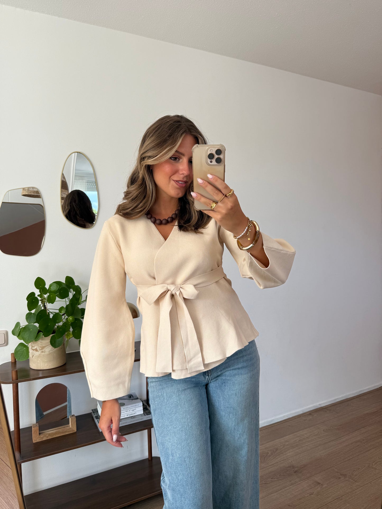 Overslag vest met ballon mouw - Beige