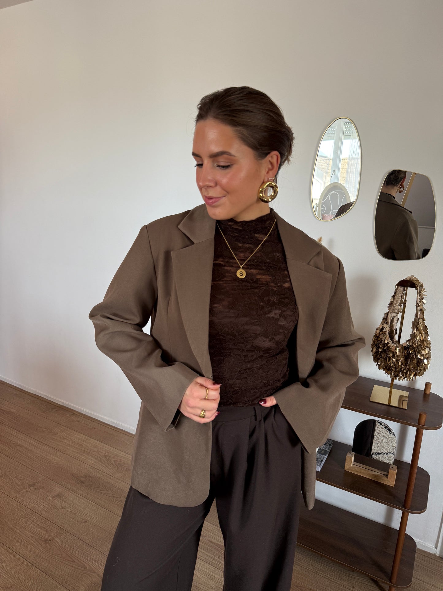 Kanten top met wijde mouwen - donkerbruin