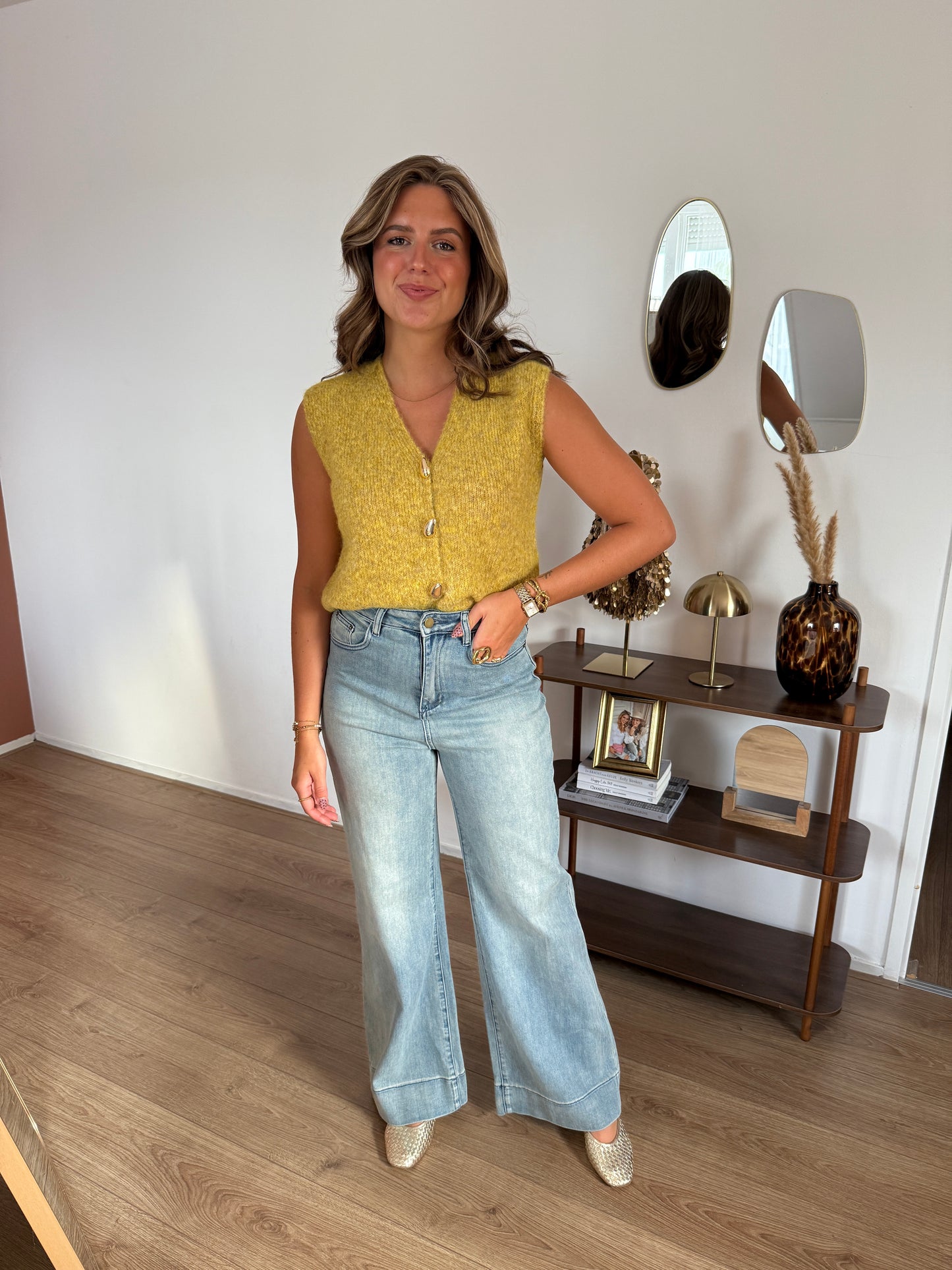 MEAU spencer met gouden knopen - Okergeel