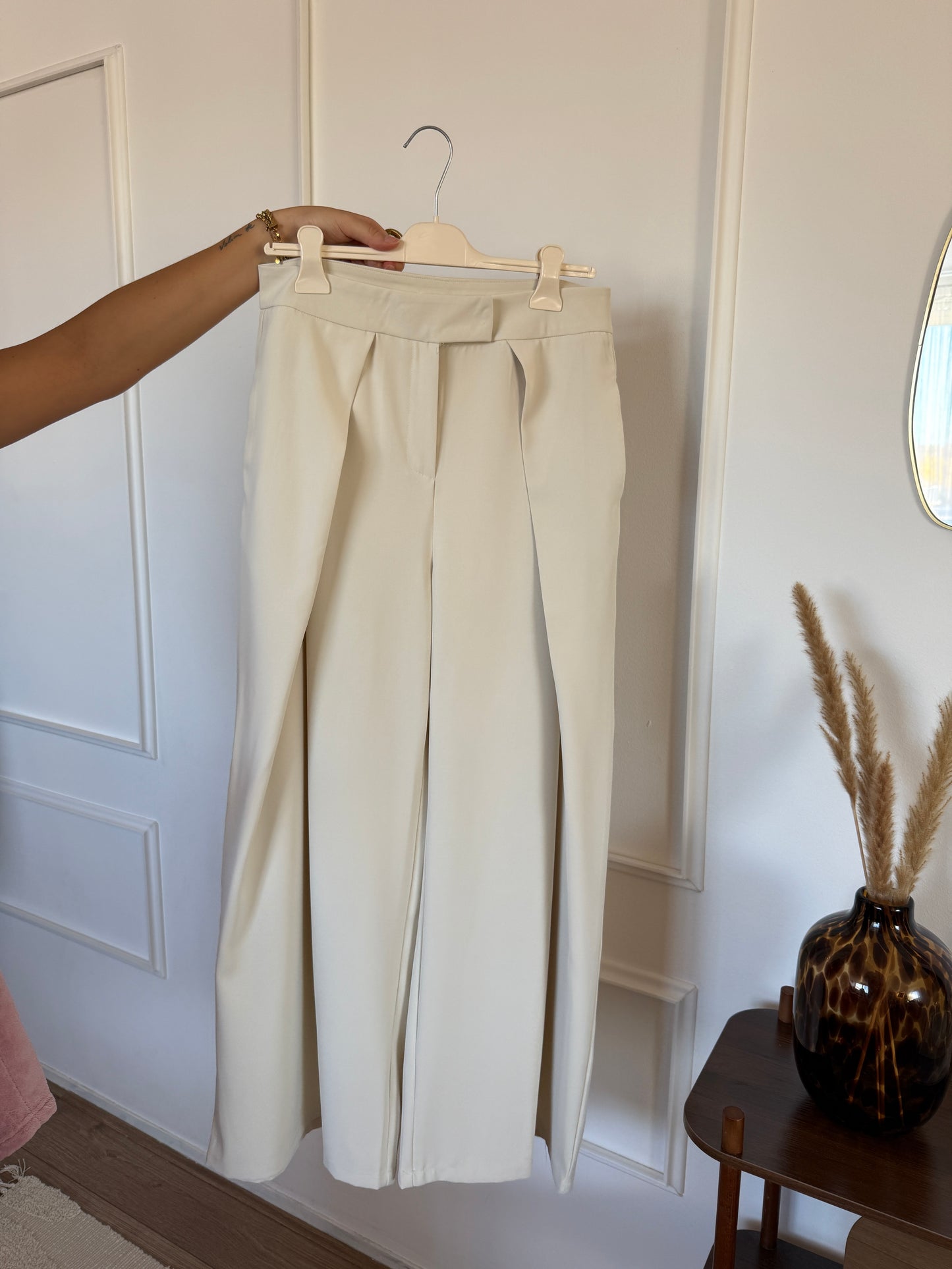 Pantalon met plooien - Créme