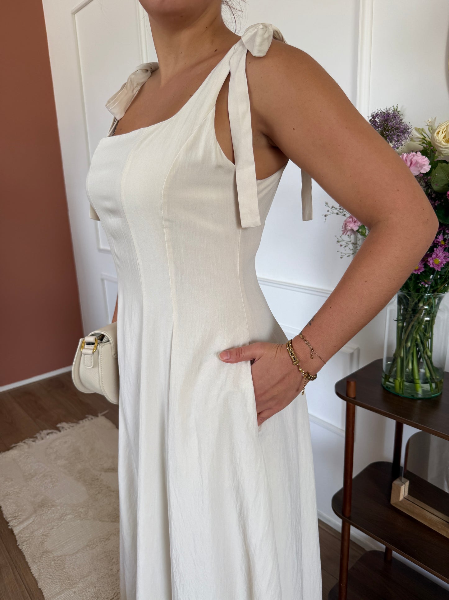 Lange jurk met strikjes - Beige