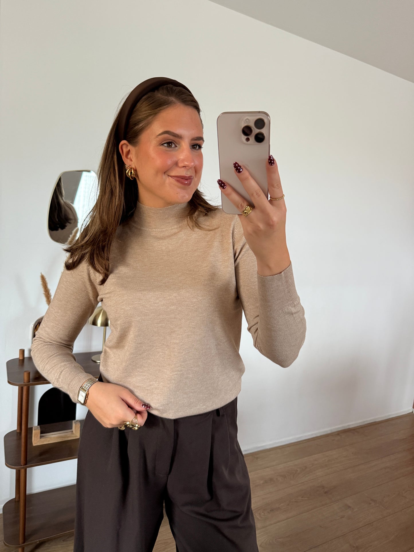 Half hoge coltrui - licht camel